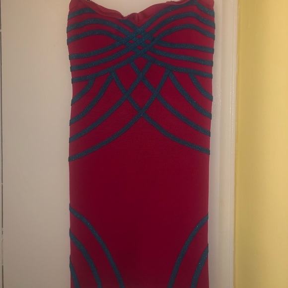 Bebe Dress - Picture 2 of 6